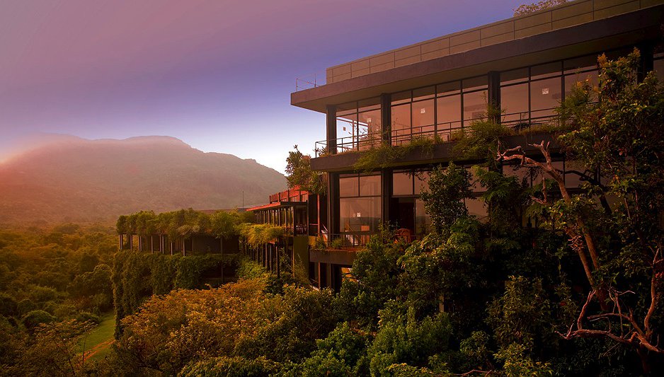 Luxury Sri Lanka resort surrounded by jungle
